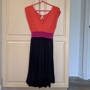 Colorblock Sleeveless Dress with Tie